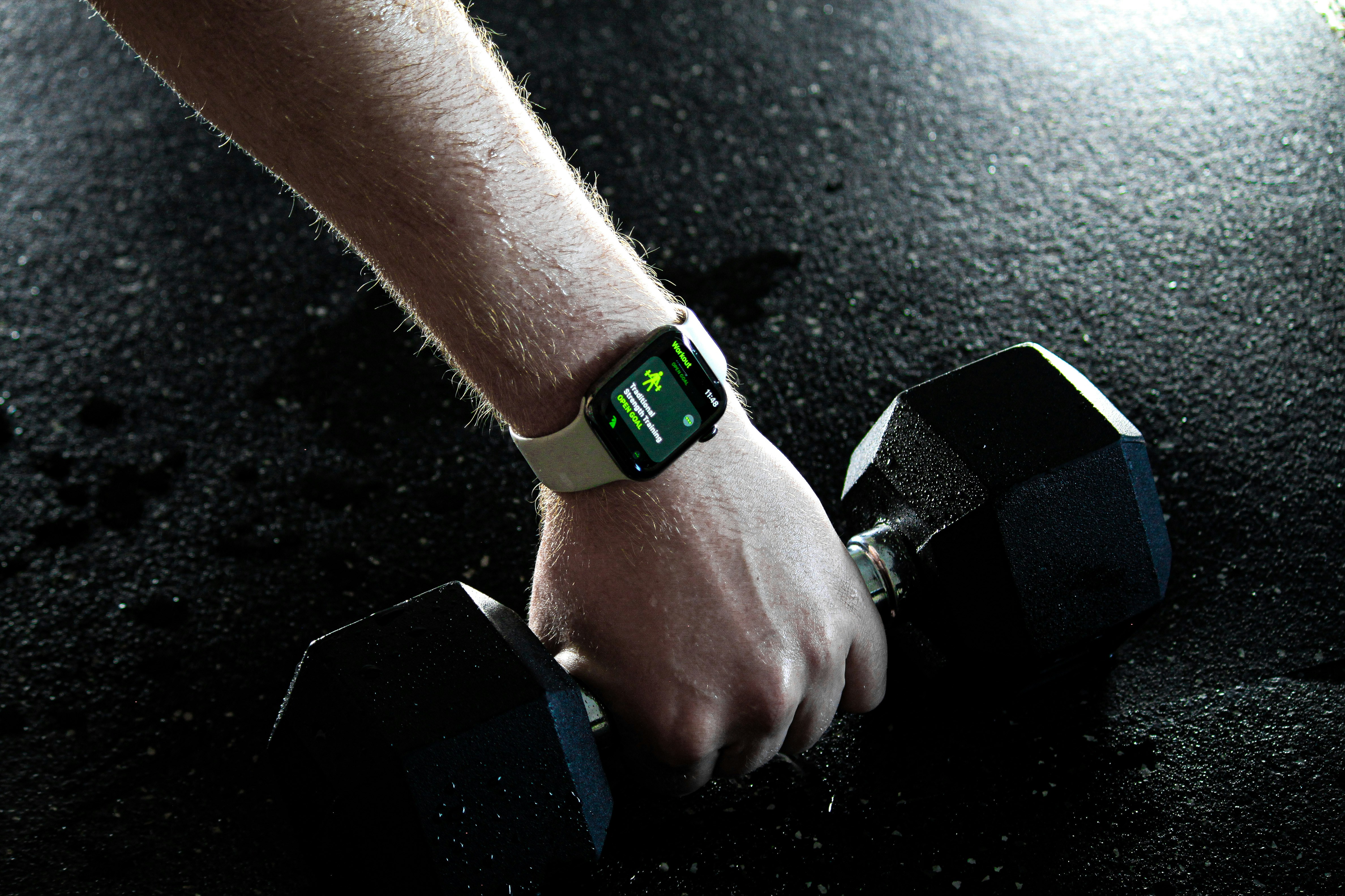 Smartwatch vs Band